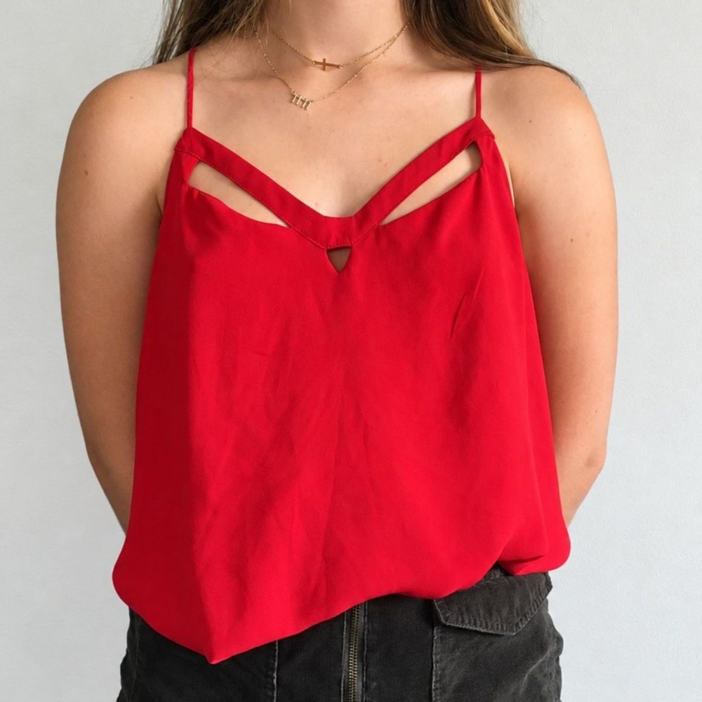 Express Red Strappy Cutout Neckline Halter Cami Blouse Top Womens Large